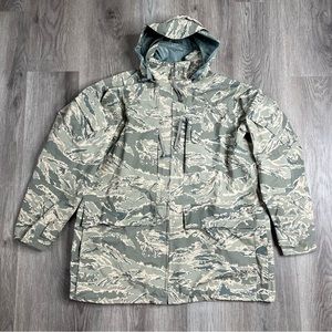 US MILITARY TIGER CAMO OCP GORE-TEX Sz L APEC UJF UNITED JOIN FORCES PARKA‎ USA
